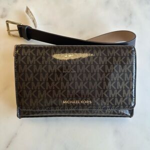 Michael Kors Brown Monogram belg Bag